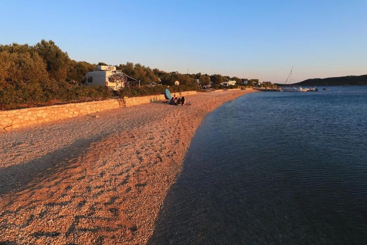 Lado Mobile Home Croatia, Camp Oaza Lucica, Drage Campsite