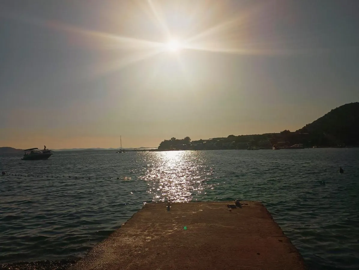 Lado Mobile Home Croatia, Camp Oaza Lucica, Drage Campsite