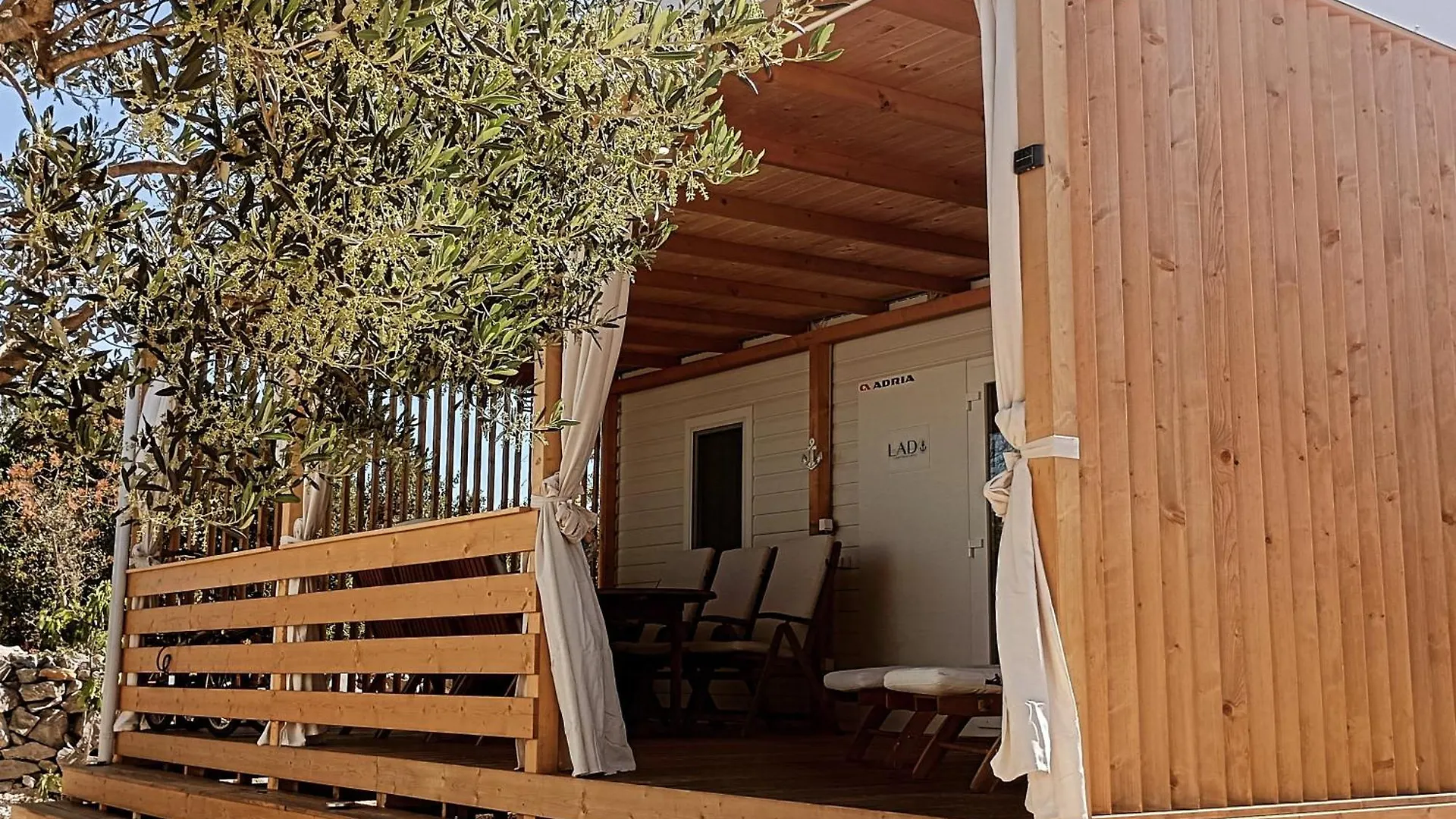 Lado Mobile Home Croatia, Camp Oaza Lucica, Drage